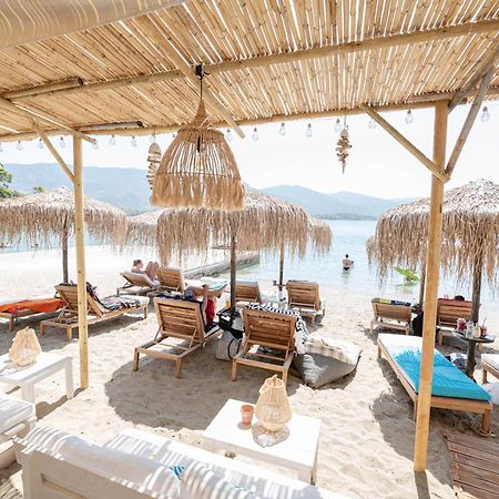 Hotel Pavlou Poros Town ภายนอก รูปภาพ