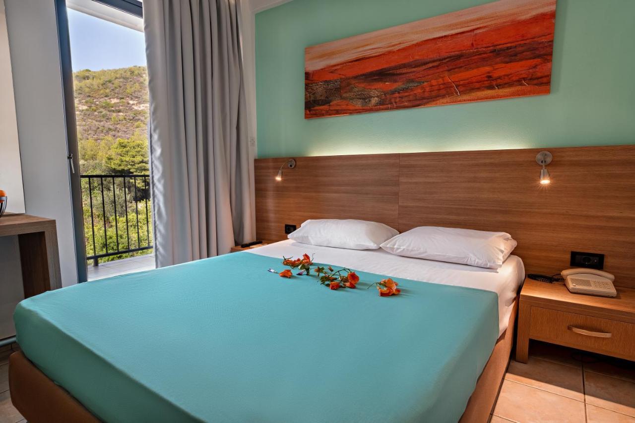 Hotel Pavlou Poros Town ภายนอก รูปภาพ