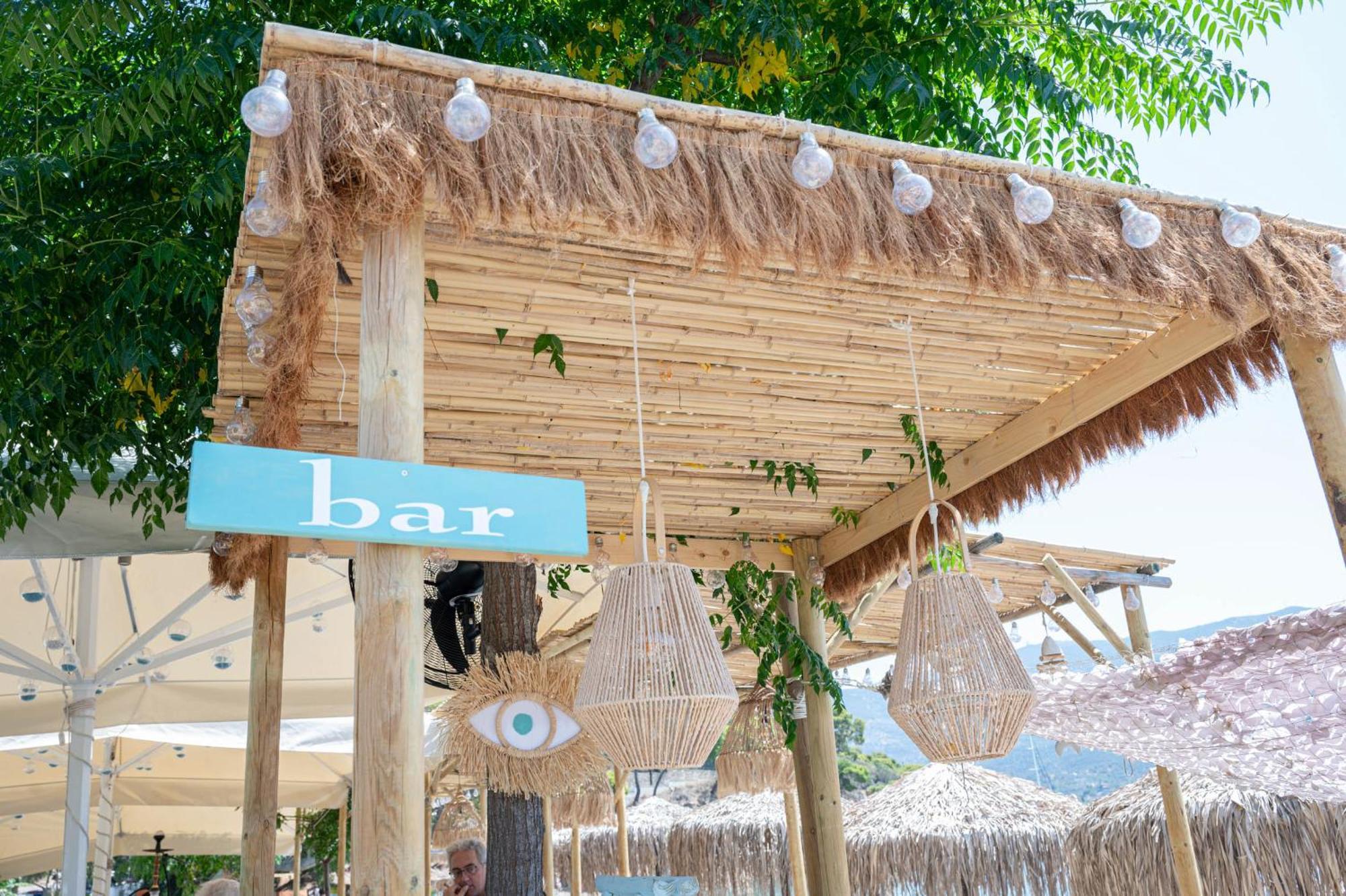 Hotel Pavlou Poros Town ภายนอก รูปภาพ